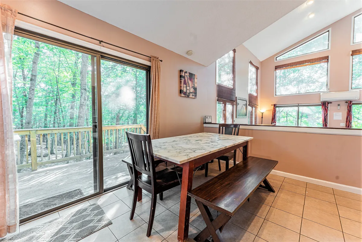 Kitchen dining pass‑through